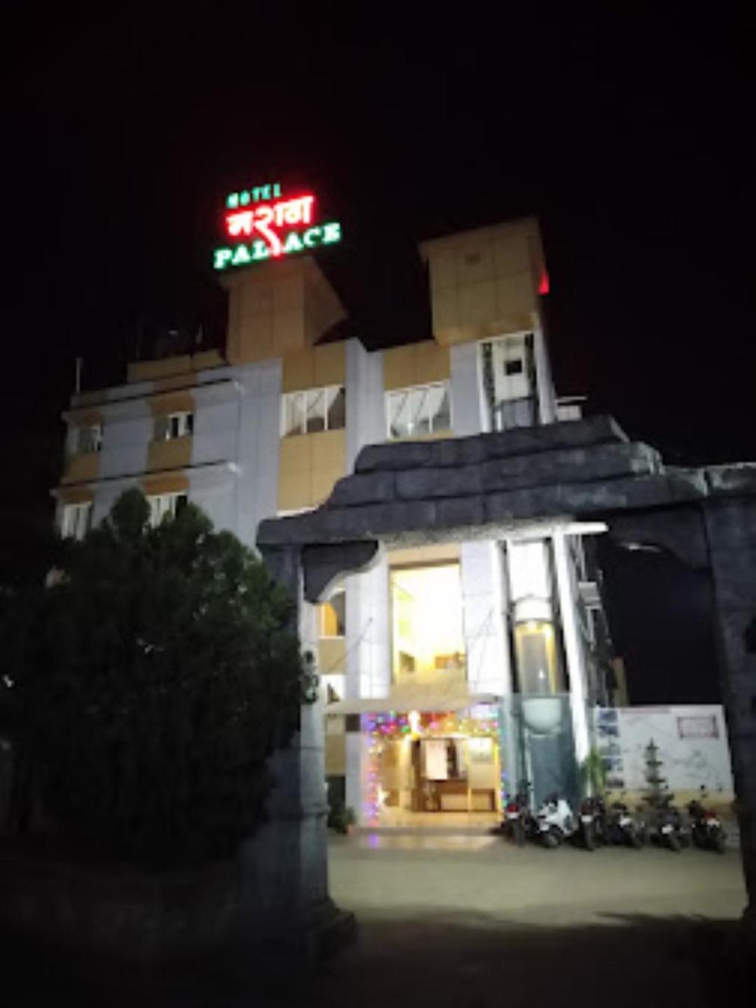 Hotel Maratha Palace,Satara Zewnętrze zdjęcie