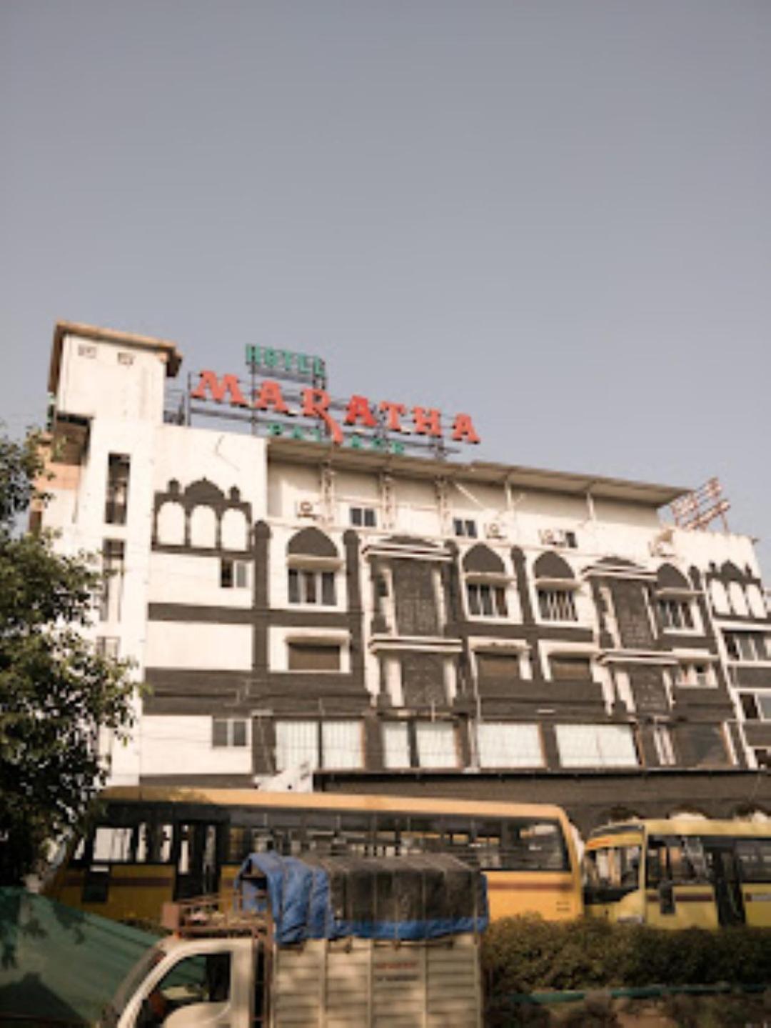 Hotel Maratha Palace,Satara Zewnętrze zdjęcie